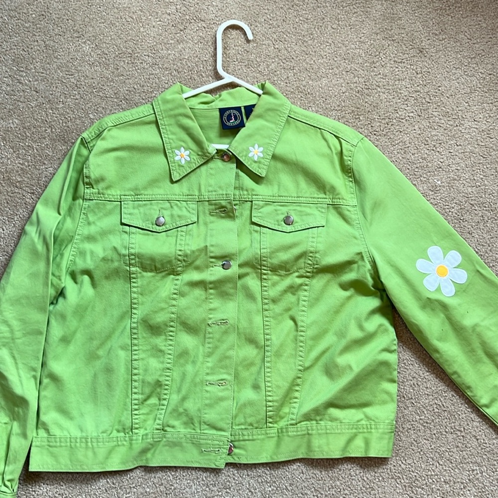Women’s lime green denim jacket with sewn daisies- size XL - excellent condition